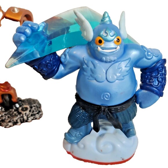 Skylanders Activision Lot of 3  Action Figures Characters- Pre Owned - Picture 4 of 9